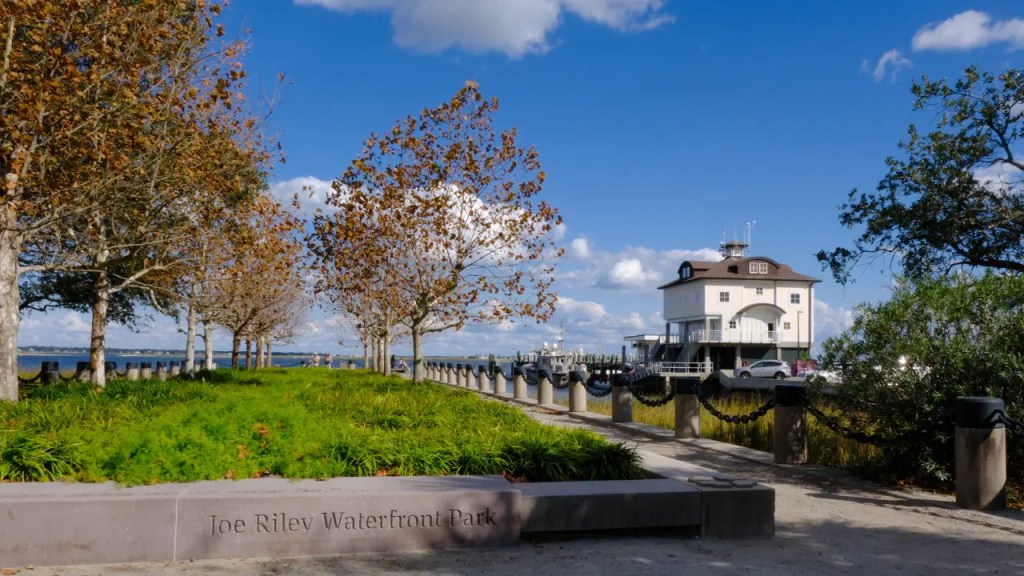 Joe Riley Waterfront Park