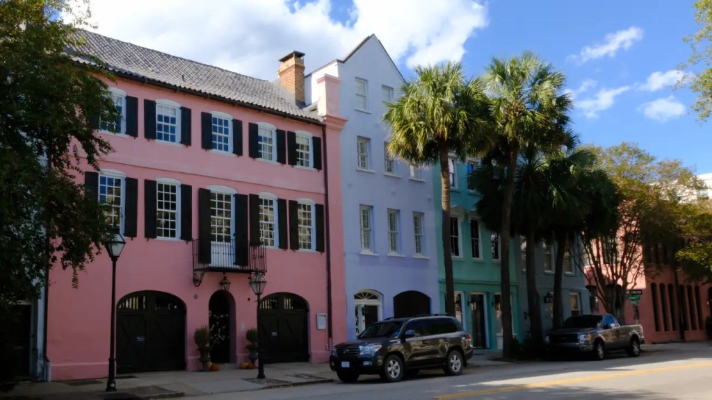 Rainbow Row - Charleston SC. 